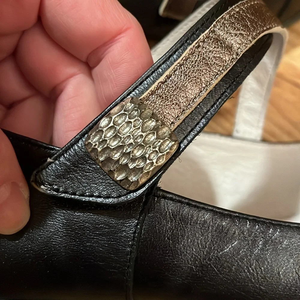 J. Metayer Mary Jane Wedge strap Leather EU Sz 39 Wide 8-1/2 black silver gold